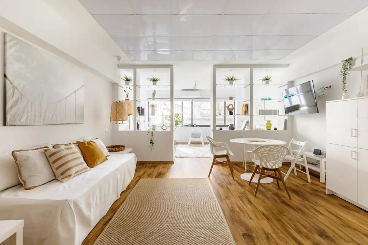 Felicity Loft In Thessaloniki _ Accessible & Comfortable Exterior foto
